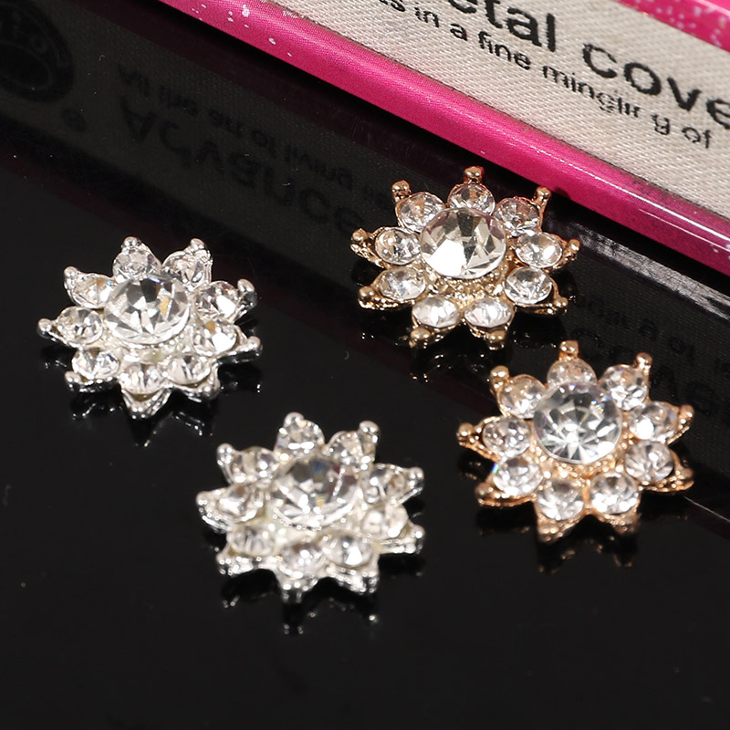 Engood 100 Pz 17mm Fiocco di N - Sew On Rhinestone recensione e prezzo