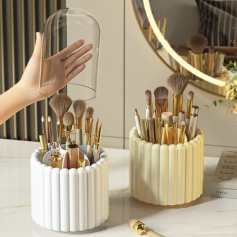 360 °   Porta pennelli per tru - Craft Embellishment Storage recensione e prezzo